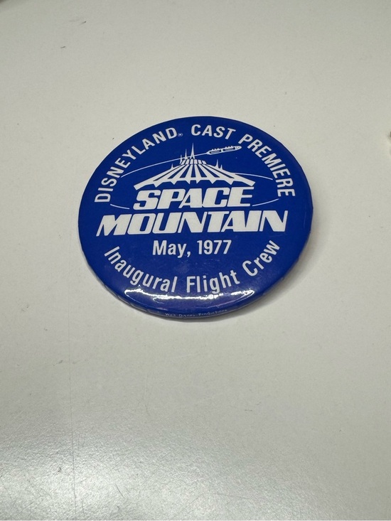 Disney Jewelry - 1977 Vintage Official Disneyland Cast Member Pin